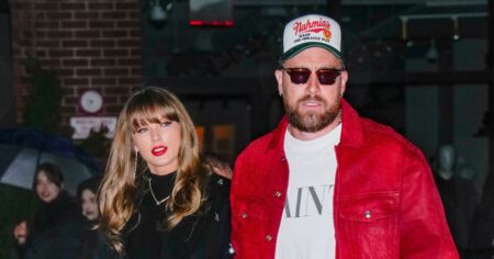 Taylor Swift and Travis Kelce Share Sweet Kiss While Walking the Tight End U Red Carpet