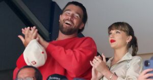 Travis Kelce Has Sweetest Reaction to Girlfriend Taylor Swift’s Surprise TEU Performance
