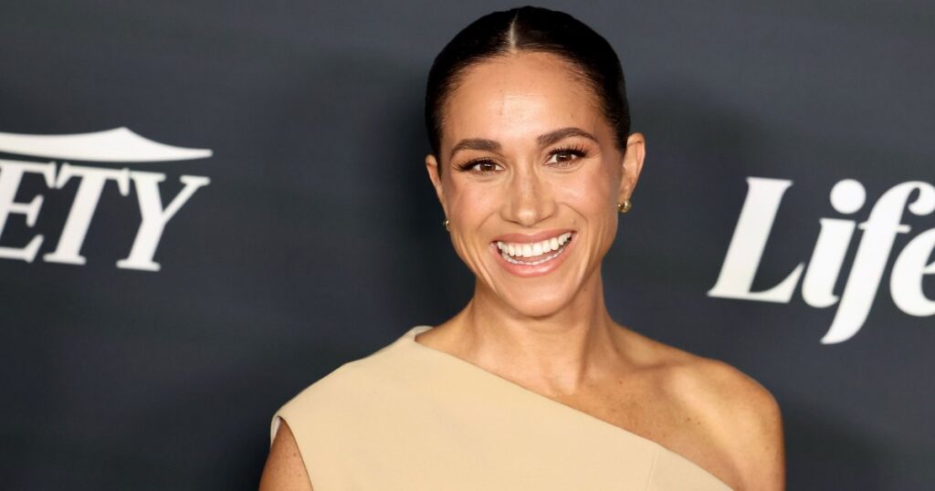 Obsessed With Meghan Markle’s Beach Dress? These 13 Similar Styles Are Just as Chic