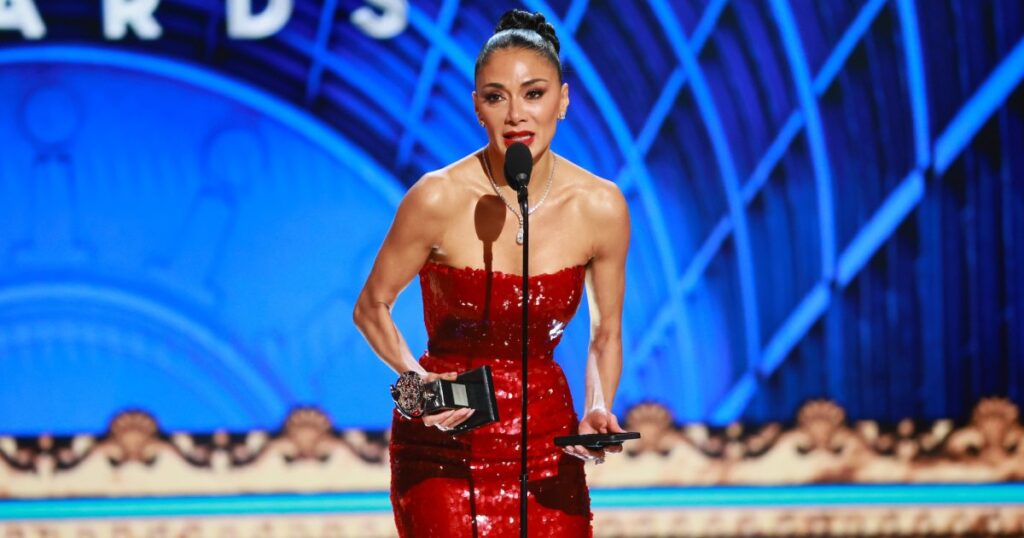 Nicole Scherzinger Says She ‘Has Come Home’ in Emotional 2025 Tony Awards Acceptance Speech