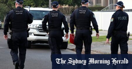 Sunshine Coast pair held captive by alleged Sydney crime gang members
