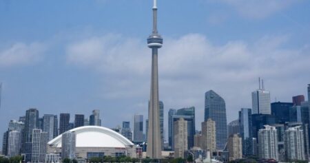 Proposed lawsuit alleges Toronto violated refugees’ rights by denying shelter beds