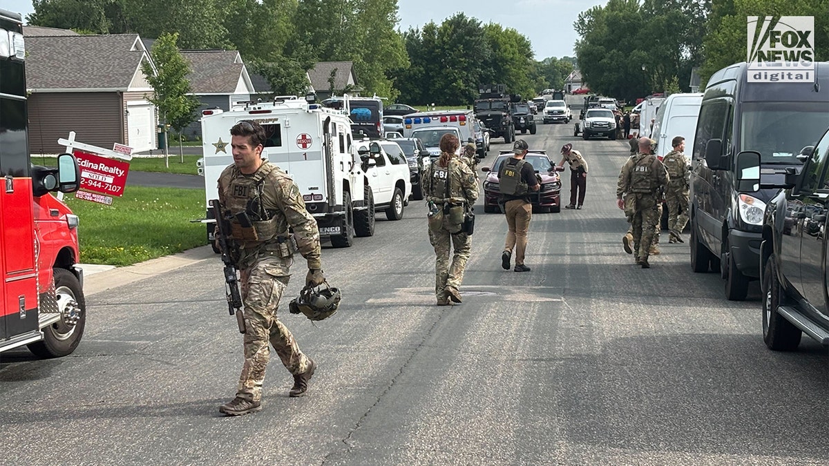 FBI in Green Isle