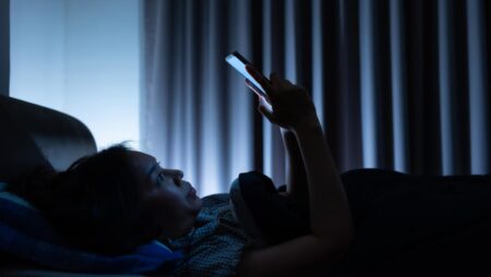 Why are some Chinese youth calling themselves ‘rat people’, and what issues does it surface?