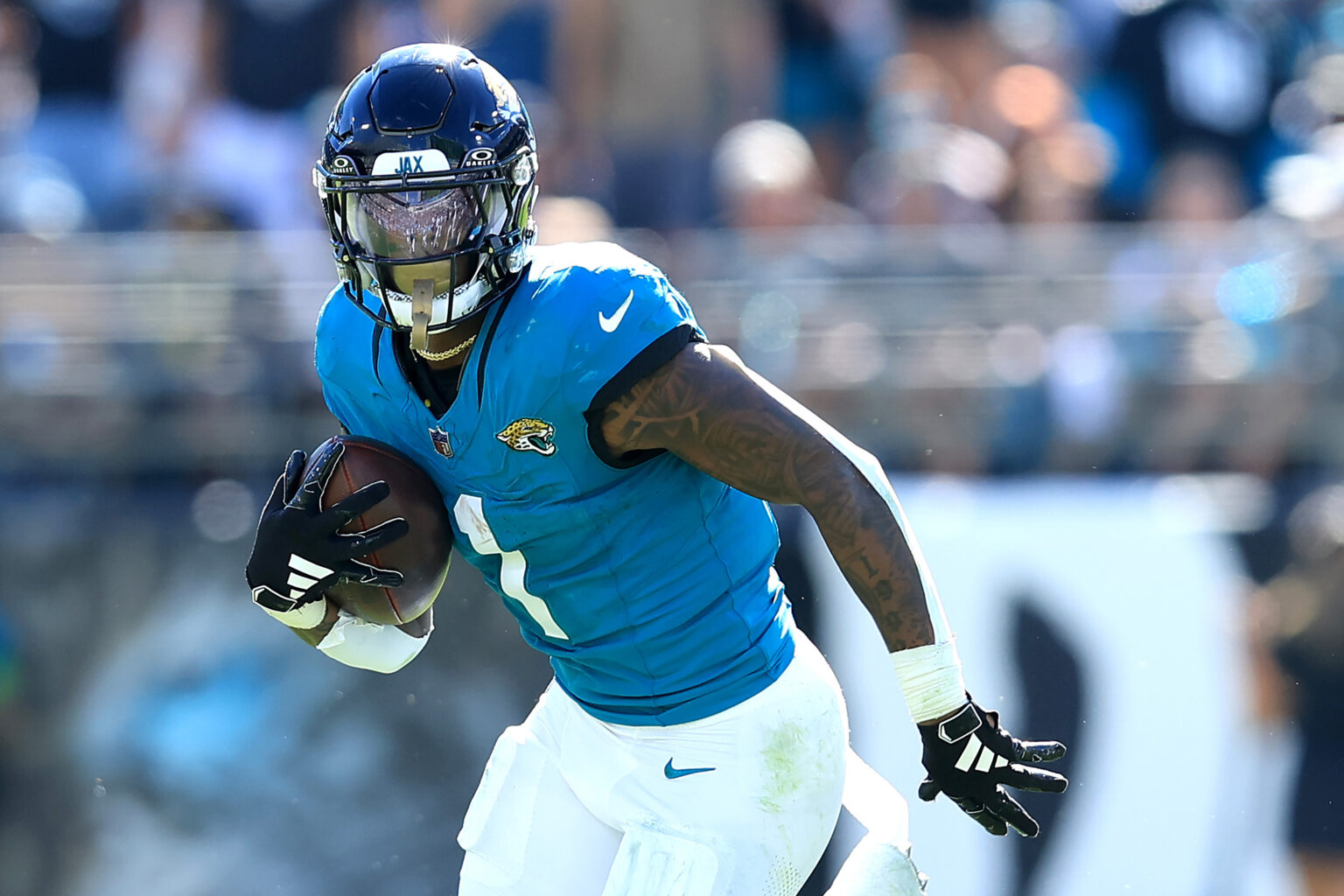 Cowboys Urged to Make Trade for Jaguars’ Star Running Back