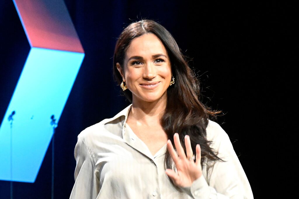 Brooke Shields’ Swipe at Meghan Markle Deleted