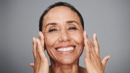 5 Ways to Tell If You’re Aging Gracefully, According to Experts