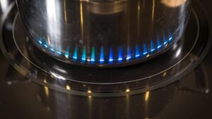 Should You Buy an Induction or Electric Stove? Here’s How to Make the Right Choice
