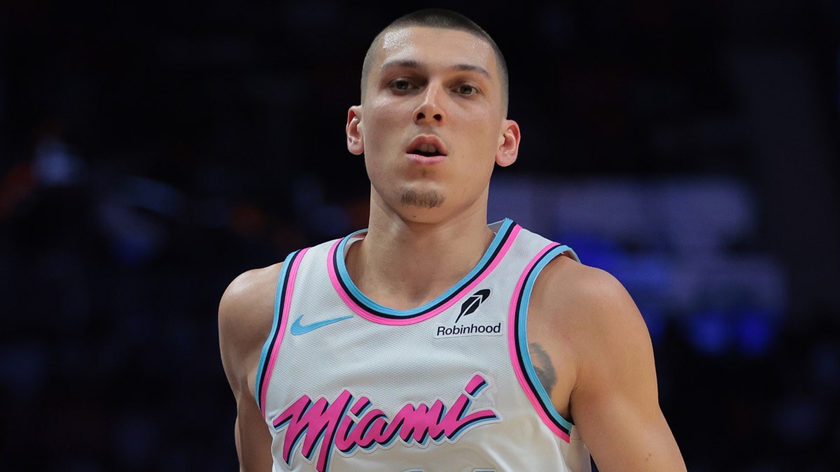 Tyler Herro vs Warriors