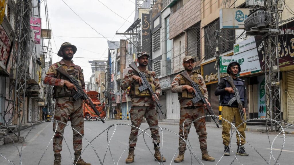 Pakistani separatists kill 9 bus passengers
