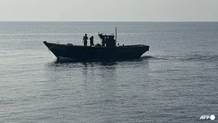 Seoul repatriates six North Koreans rescued at sea