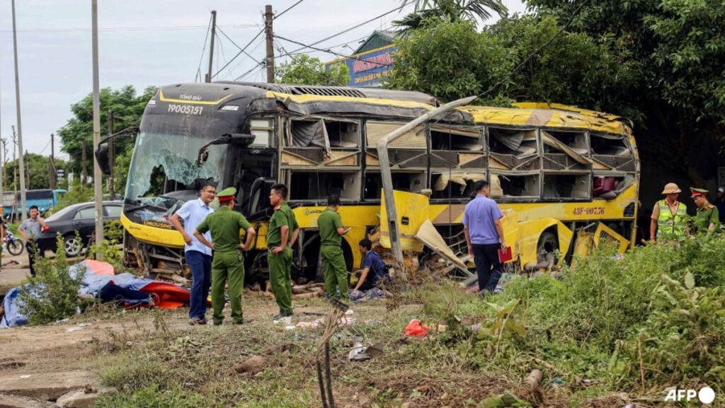 Vietnam bus crash kills 10 passengers, including two children