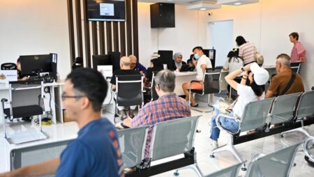 Singaporean motorists relieved over avoided fines but frustrated over VEP hurdles, as Malaysia starts enforcement