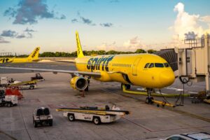Teen arrested for alleged bomb threat on plane — but his mom says it was just a joke: ‘He’s a good kid’