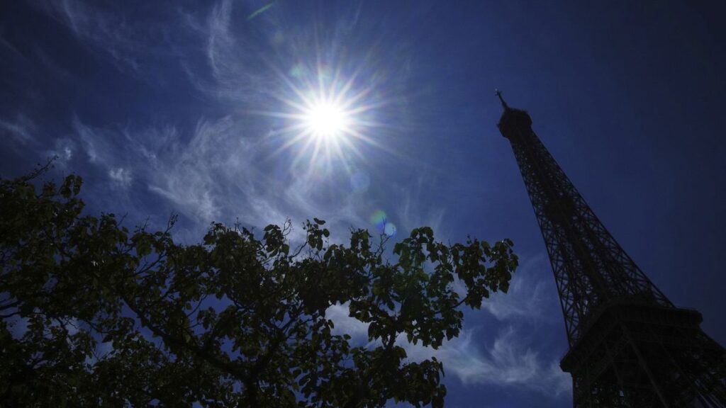 Fact check: How does climate change impact heatwaves?