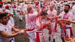 Spain’s San Fermin kicks off with a chupinazo that looks to Palestine