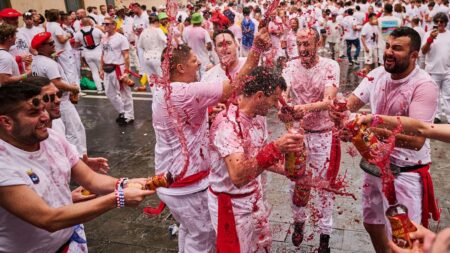 Spain’s San Fermin kicks off with a chupinazo that looks to Palestine