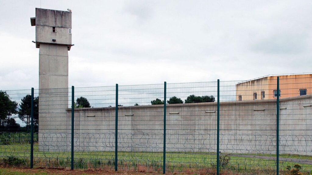 French police catch fugitive who escaped from jail in cellmate’s bag
