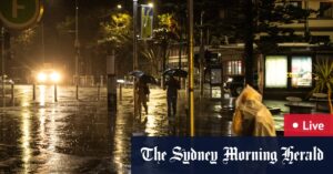 ‘Bomb cyclone’ event expected, NSW SES warnings issued for Taree, Newcastle, Gosford, Wollongong, Port Macquarie; flooding expected; Virgin, Qantas flights cancelled