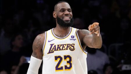 LeBron James reacts to speculation after he practiced at Cavaliers’ facility: ‘Yall bored man’
