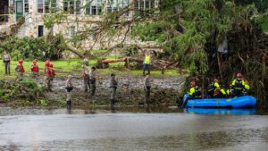 ‘American hero’ saves 165 lives in devastating Texas floods and more top headlines