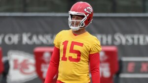 Radio host demands Patrick Mahomes ‘stop the fast food’ as weight concerns arise