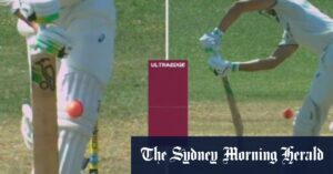 Konstas unsuccessful with lbw review