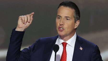 Hiring illegal immigrants could come with stricter penalties under new GOP proposal