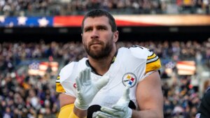 Steelers, T.J. Watt reach agreement on contract extension ahead of NFL training camp kickoff: reports