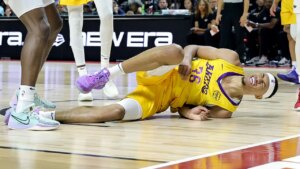 Emerging Lakers star Darius Bazley exits NBA Summer League game in wheelchair with apparent serious injury