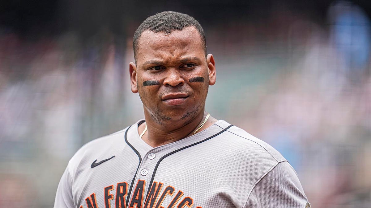 Rafael Devers reacts