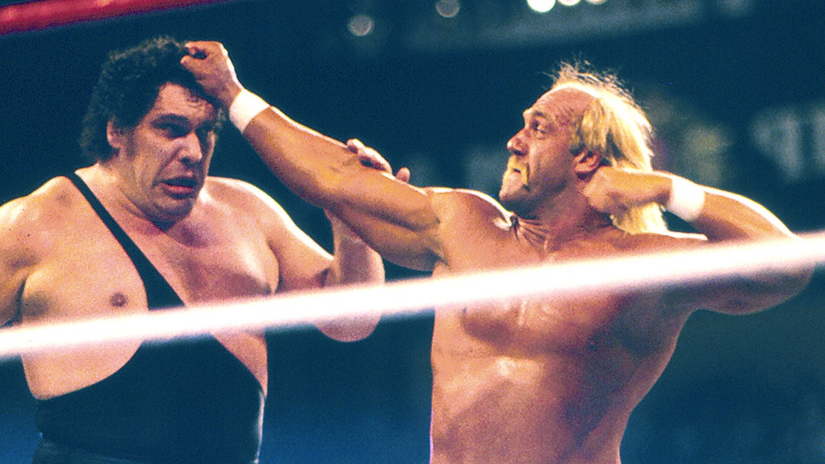 Hulk Hogan vs Andre the Giant at Wrestlemania Vl March 27, 1988, at Historic Convention Hall in Atlantic City, New Jersey, on March 22, 1988.