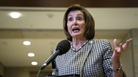 Trump backs stock trading ban so lawmakers like Pelosi can’t continue ‘ripping off’ constituents, WH claims