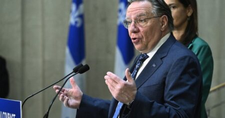 Major Quebec aluminum smelter announces .5B investment with new electricity deal