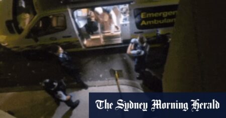 Man dead after police, paramedics called to inner Sydney partment