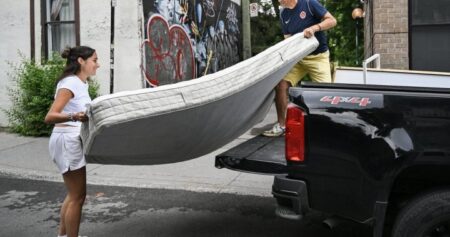 Quebec’s moving day is here, but thousands still looking for new homes