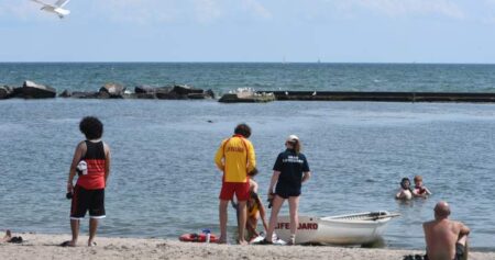 2 people, including child, die in separate Ontario drownings: OPP