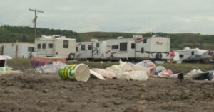 Country Thunder sees a muddy end to the 4-day music festival