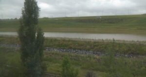 Overflowing storm pond puts Calgary homes at risk of flooding