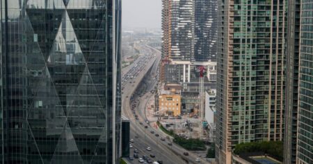 Man killed, 4 injured in fiery collision on Toronto’s Gardiner Expressway