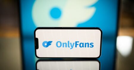 Answering Burning Questions About OnlyFans: How Much Can Creators Make?