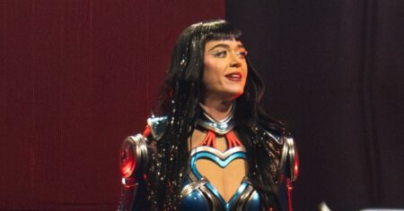 Katy Perry Gets Emotional as She Wraps Australian Leg of ‘Lifetimes’ Tour Amid Orlando Bloom Split