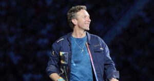 Coldplay’s Chris Martin Jokingly Warns Fans Over Kiss Cam After CEO Scandal