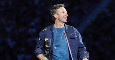 Coldplay’s Chris Martin Jokingly Warns Fans Over Kiss Cam After CEO Scandal