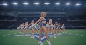 Dallas Cowboys Cheerleaders Sign 6 Rookies to Squad for Next Season