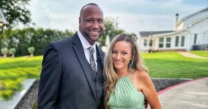 Why Influencer Karissa Collins Is Letting Her ‘Body Do Its Thing’ During Miscarriage Amid Backlash