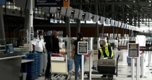 ‘Bomb threats’ made at multiple Canadian airports as police investigate