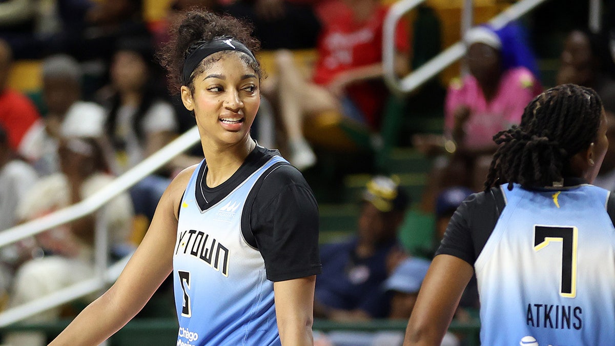 Angel Reese in the 2nd half vs Mystics