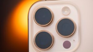 Apple, Please Don’t Let AI Ruin the iPhone 17’s Camera