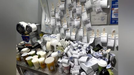 ‘0 yuan milk tea’: China’s food delivery price war hits fever pitch